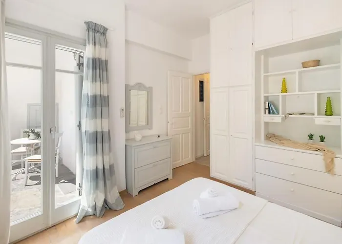 Hébergement de vacances - 2br House In The Heart Of Town - Citrine Náoussa