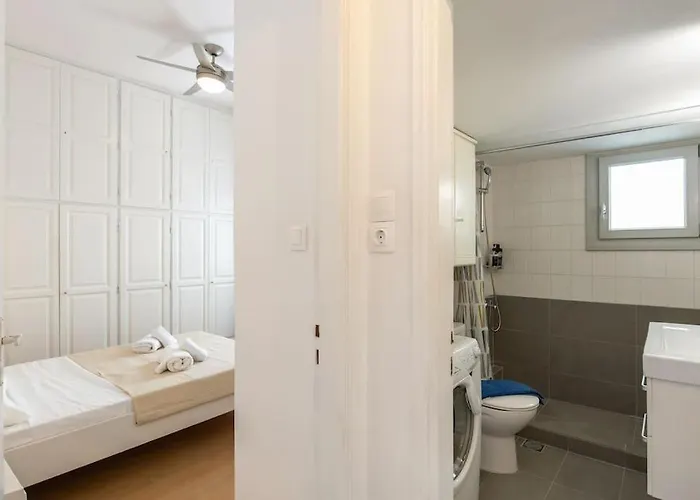 Hébergement de vacances - 2br House In The Heart Of Town - Citrine Náoussa