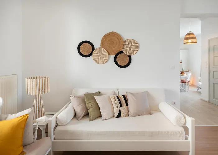 - 2br House In The Heart Of Town - Citrine * Náoussa