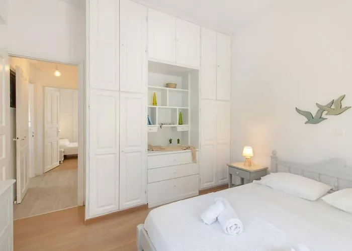 - 2br House In The Heart Of Town - Citrine * Naousa (Paros)