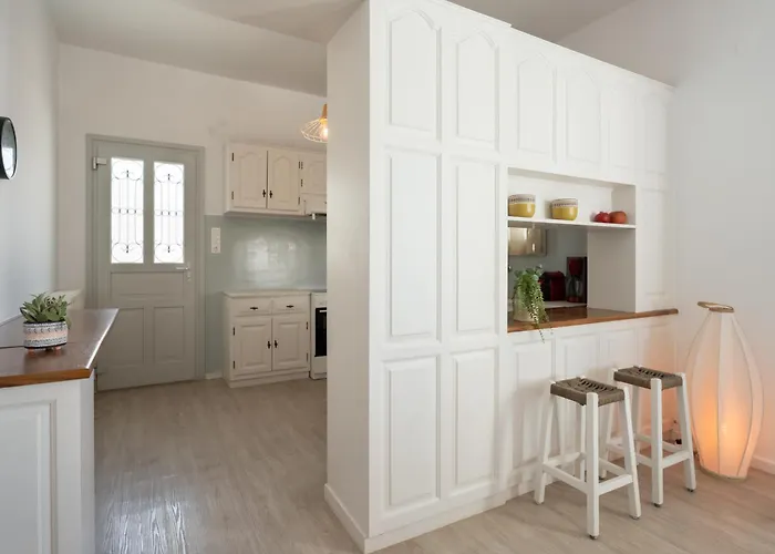 - 2br House In The Heart Of Town - Citrine